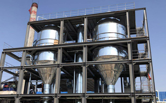 MVR雙效蒸發器安裝中.jpg MVR雙效蒸發器安裝中.jpg